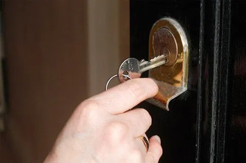 Security Locksmith Services Cincinnati, OH 513-494-3062 - 7-Door-Unlock